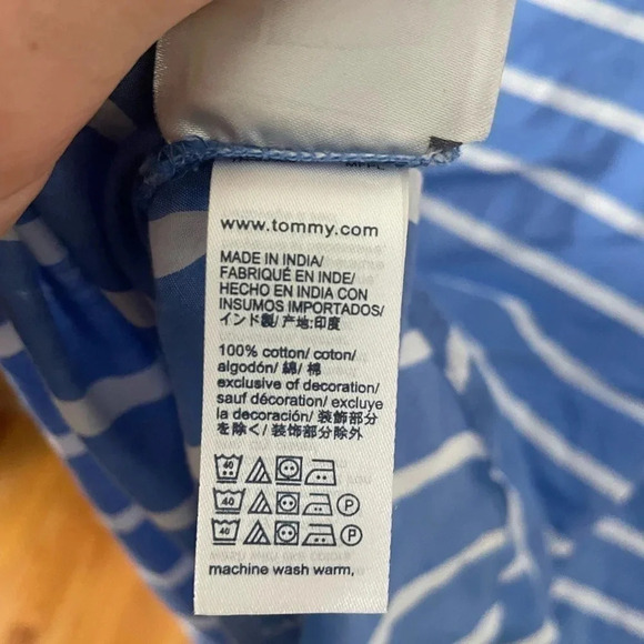 Blue and White Striped Tommy Hilfiger Button-up Shirt / size small / relaxed - Picture 2 of 4